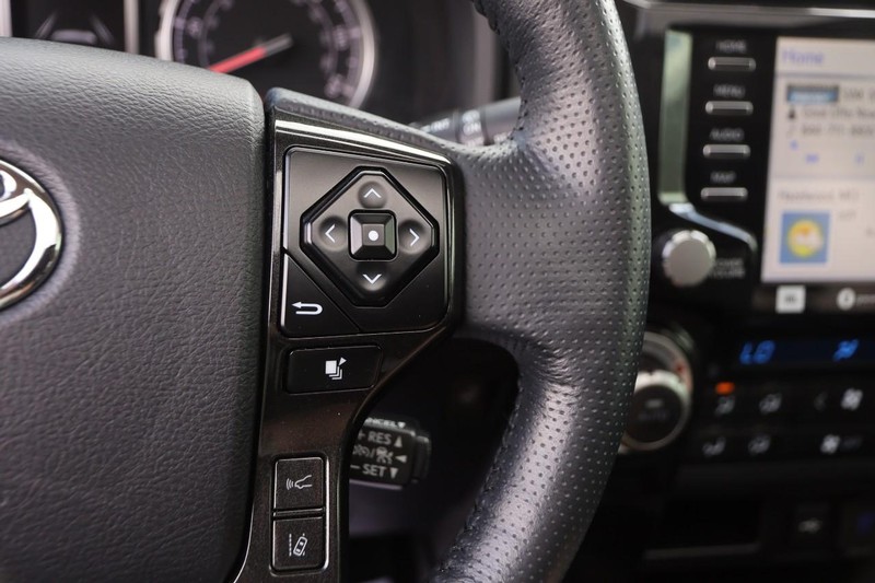 Toyota 4Runner Vehicle Image 12