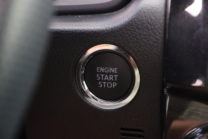 Toyota 4Runner Vehicle Image 14