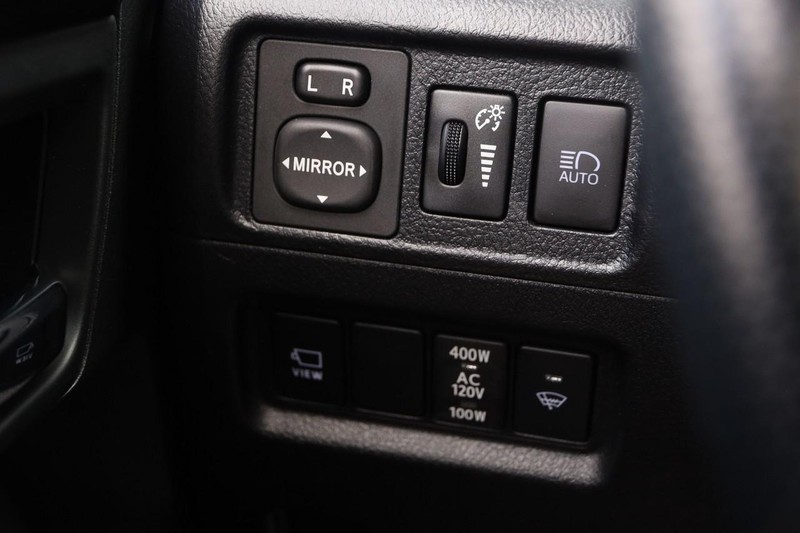 Toyota 4Runner Vehicle Image 20