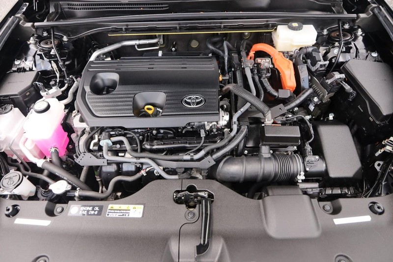 Toyota Crown Vehicle Image 27