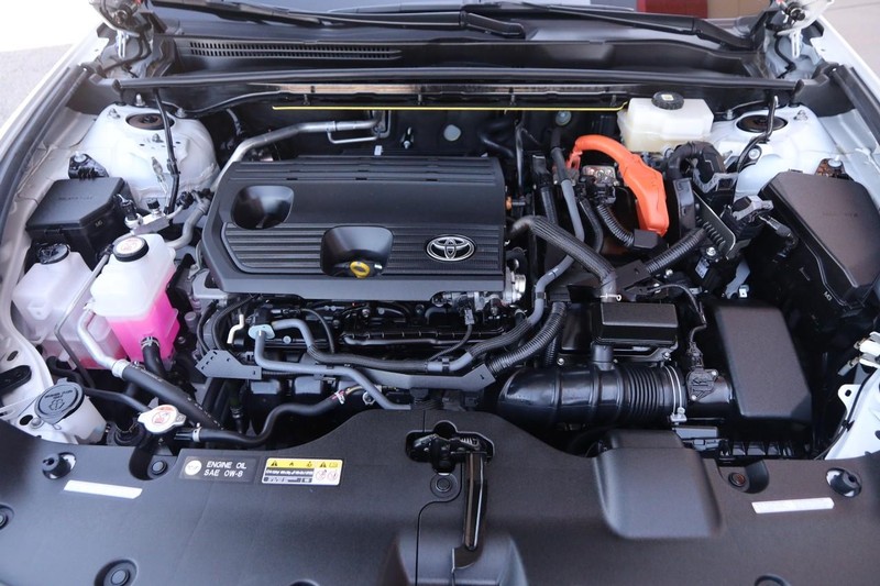 Toyota Crown Vehicle Image 27