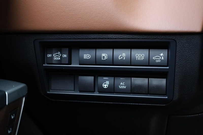 Toyota Tundra 4WD Vehicle Image 20