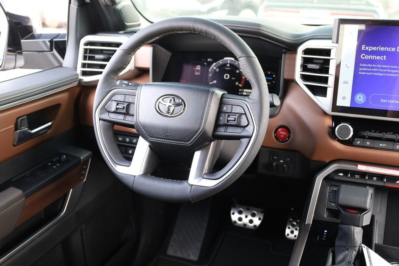 Toyota Tundra 4WD Vehicle Image 24