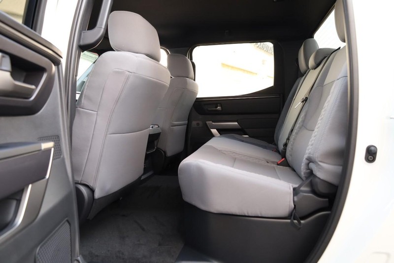 Toyota Tundra 4WD Vehicle Image 20