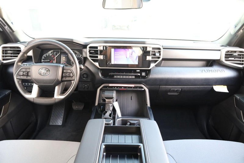 Toyota Tundra 4WD Vehicle Image 22