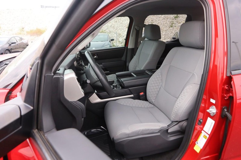 Toyota Tundra 4WD Vehicle Image 08