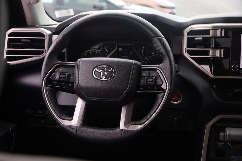 Toyota Tundra 4WD Vehicle Image 22
