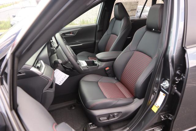 Toyota RAV4 Plug-In Hybrid Vehicle Image 10