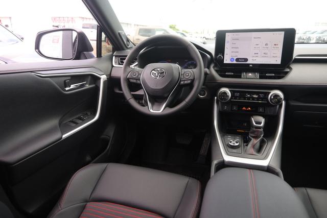 Toyota RAV4 Plug-In Hybrid Vehicle Image 22