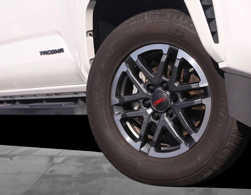 Toyota Tacoma 2WD Vehicle Image 03