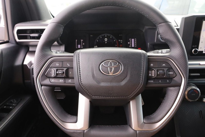 Toyota 8642 Vehicle Image 11