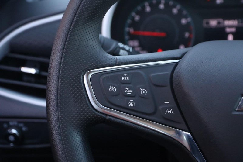 Chevrolet Malibu Vehicle Image 11