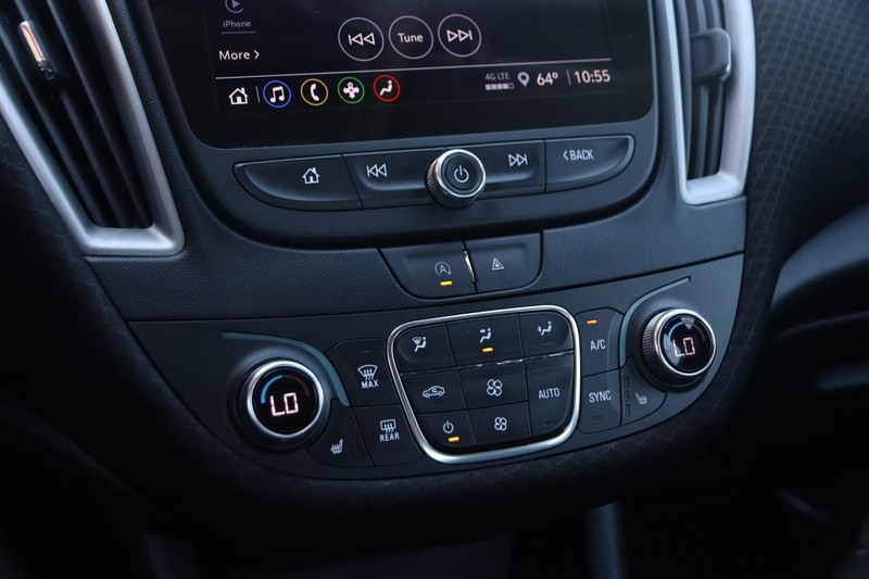 Chevrolet Malibu Vehicle Image 17