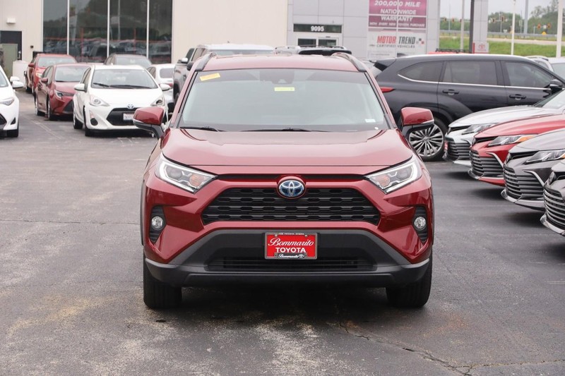 Toyota RAV4 Vehicle Image 04