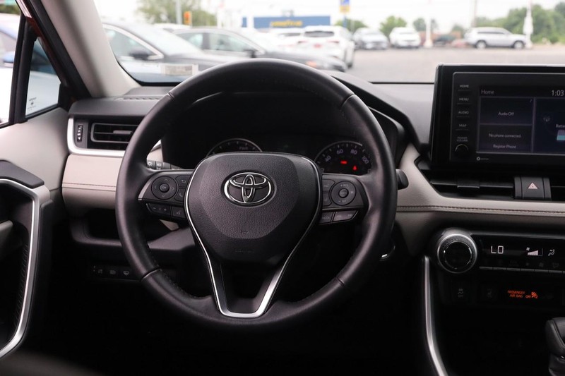 Toyota RAV4 Vehicle Image 22