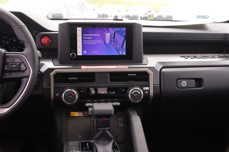 Toyota Tacoma 4WD Vehicle Image 24