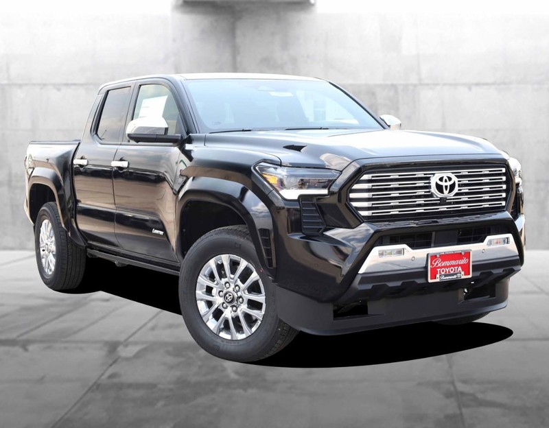 Toyota Tacoma 4WD Vehicle Image 02