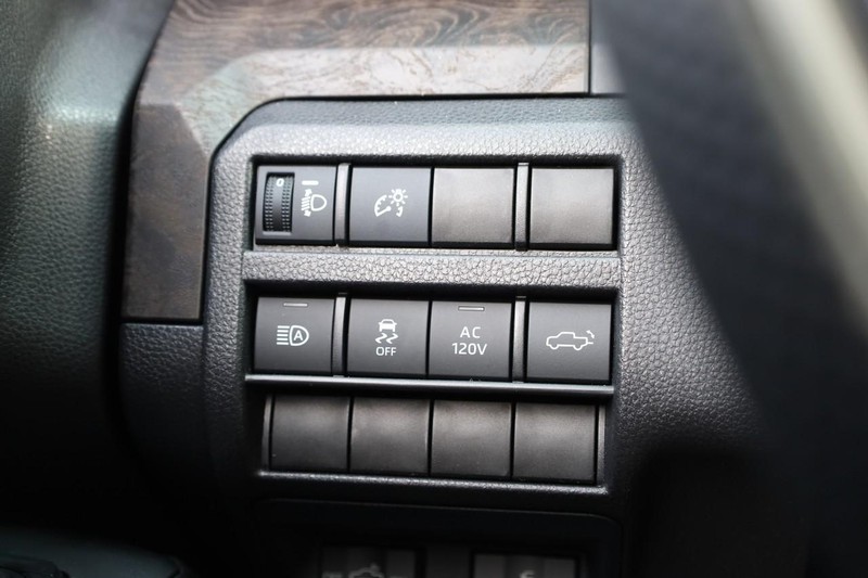 Toyota Tacoma 4WD Vehicle Image 19