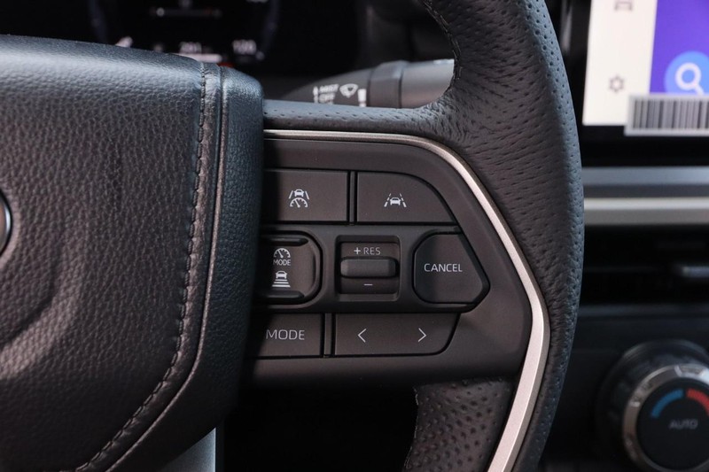 Toyota Tacoma 4WD Vehicle Image 12
