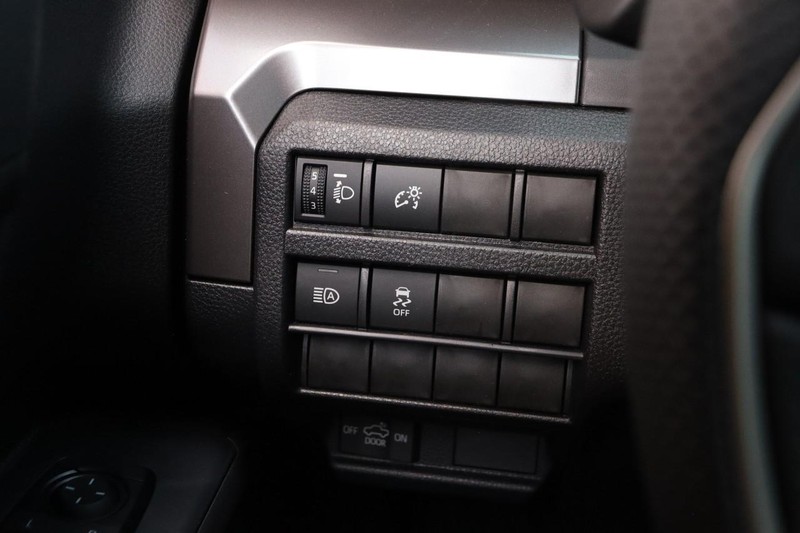 Toyota Tacoma 4WD Vehicle Image 20