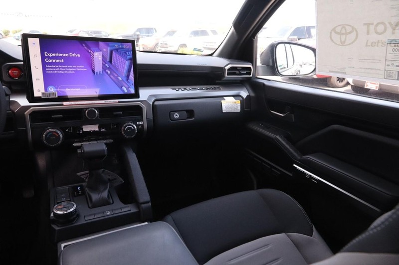 Toyota Tacoma 4WD Vehicle Image 25