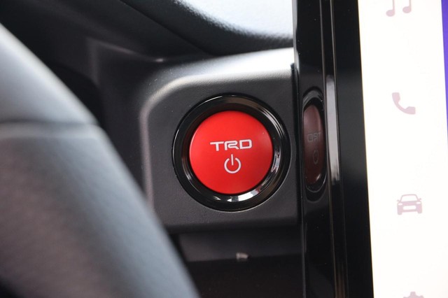 Toyota Tacoma 4WD Vehicle Image 15