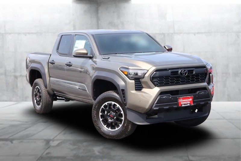Toyota Tacoma 4WD Vehicle Image 02
