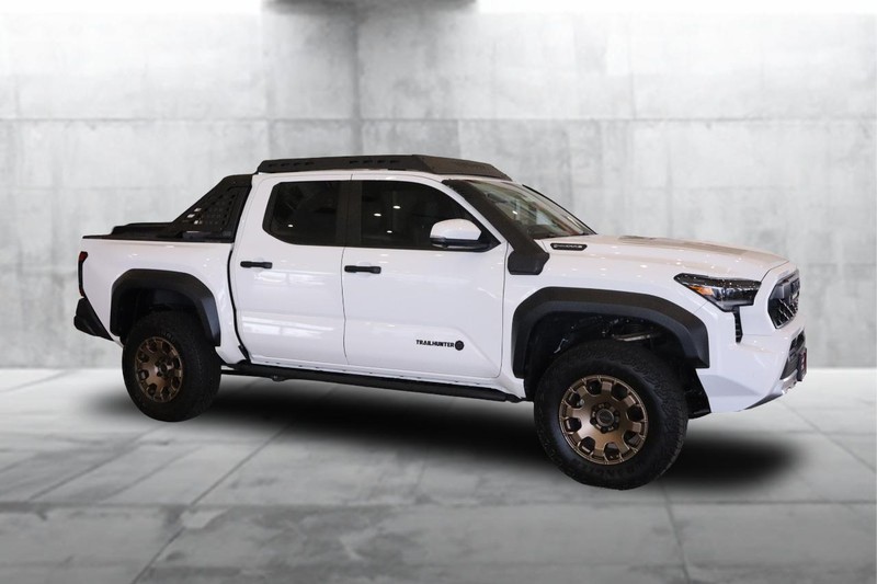 Toyota Tacoma 4WD Vehicle Image 05