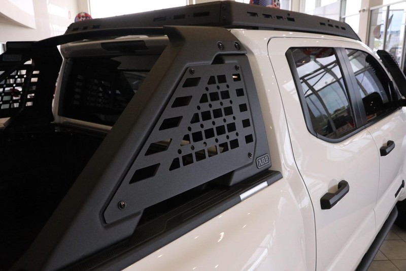 Toyota Tacoma 4WD Vehicle Image 06
