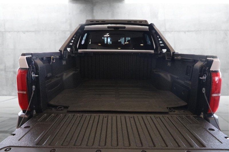 Toyota Tacoma 4WD Vehicle Image 08
