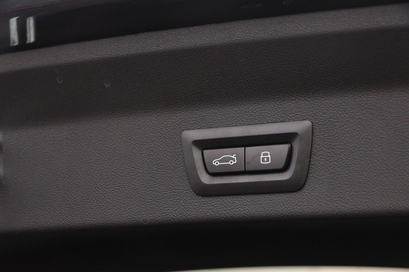 BMW X3 Vehicle Image 08