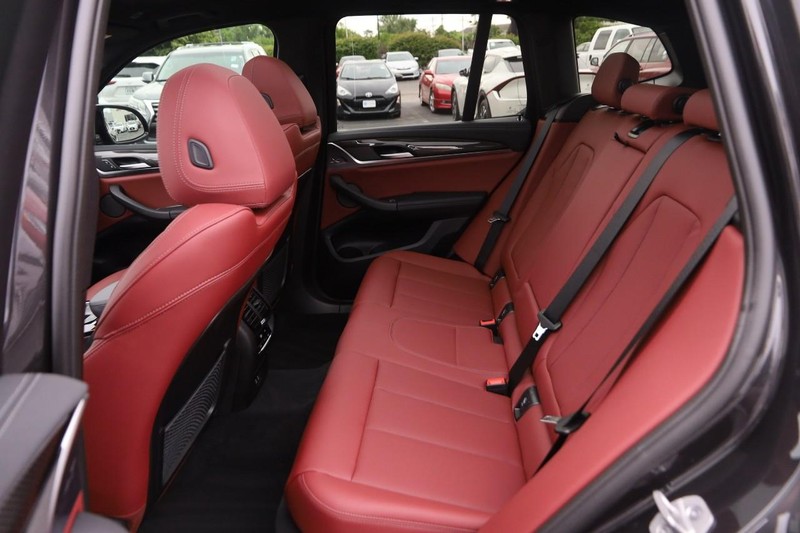 BMW X3 Vehicle Image 11