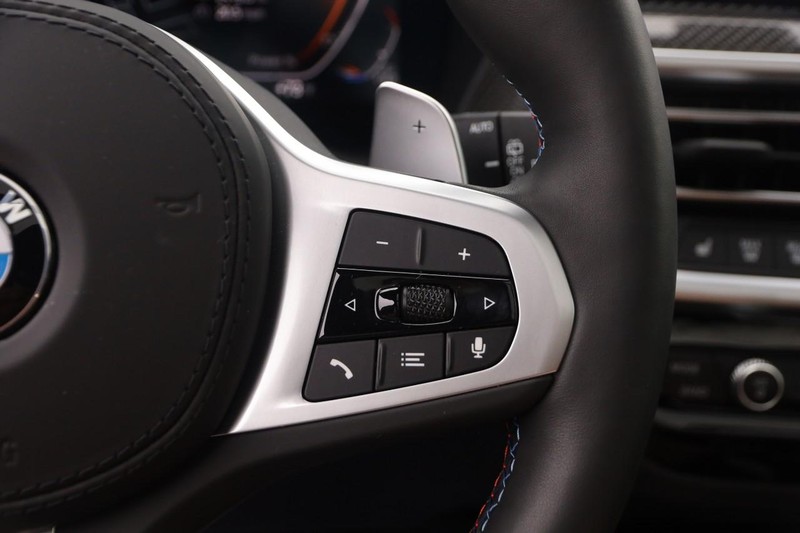 BMW X3 Vehicle Image 14