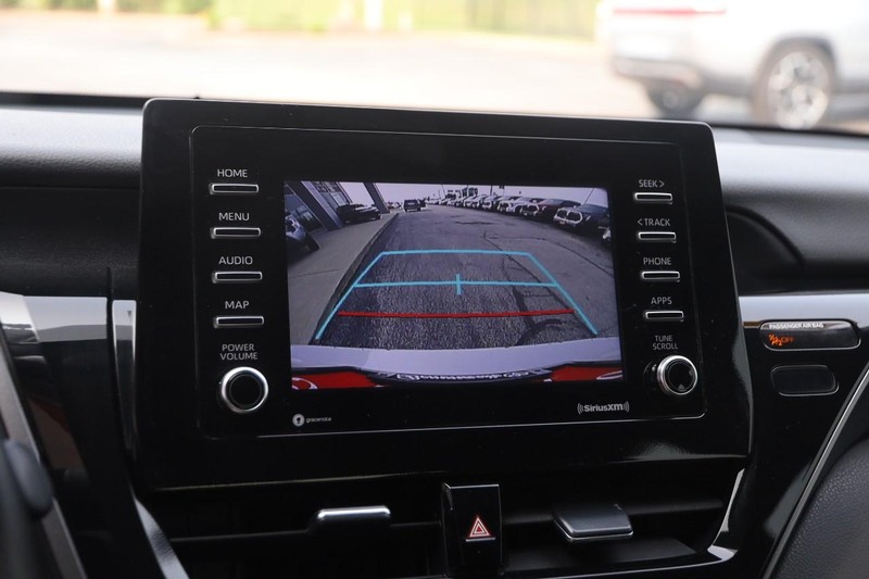 Toyota Camry Vehicle Image 15