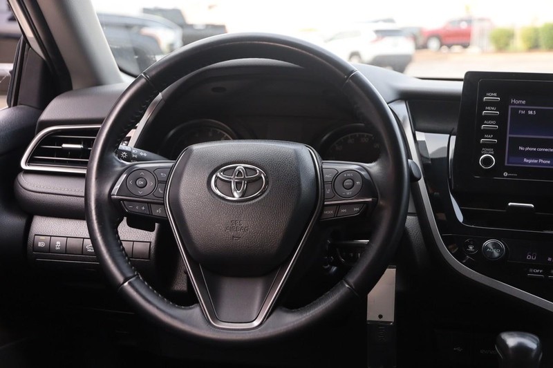 Toyota Camry Vehicle Image 21