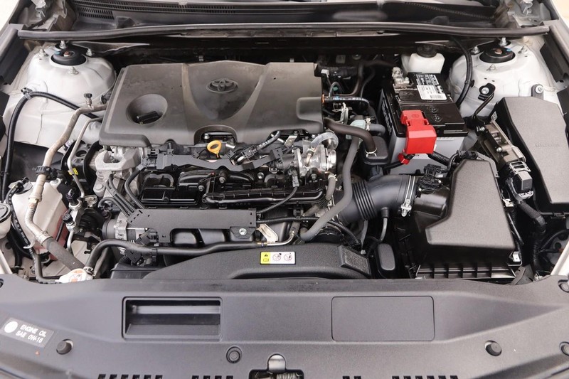 Toyota Camry Vehicle Image 25