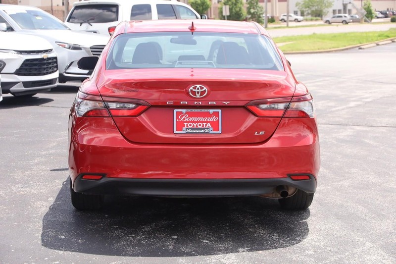 Toyota Camry Vehicle Image 06