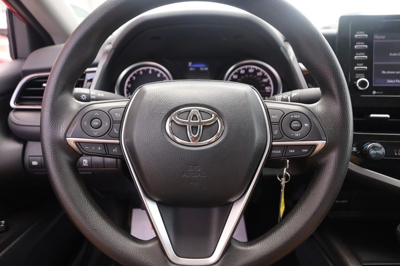 Toyota Camry Vehicle Image 10