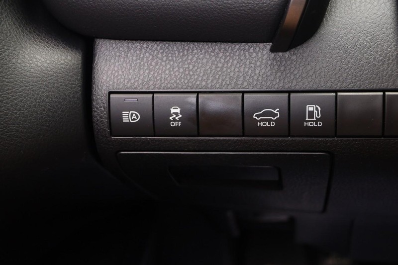 Toyota Camry Vehicle Image 14