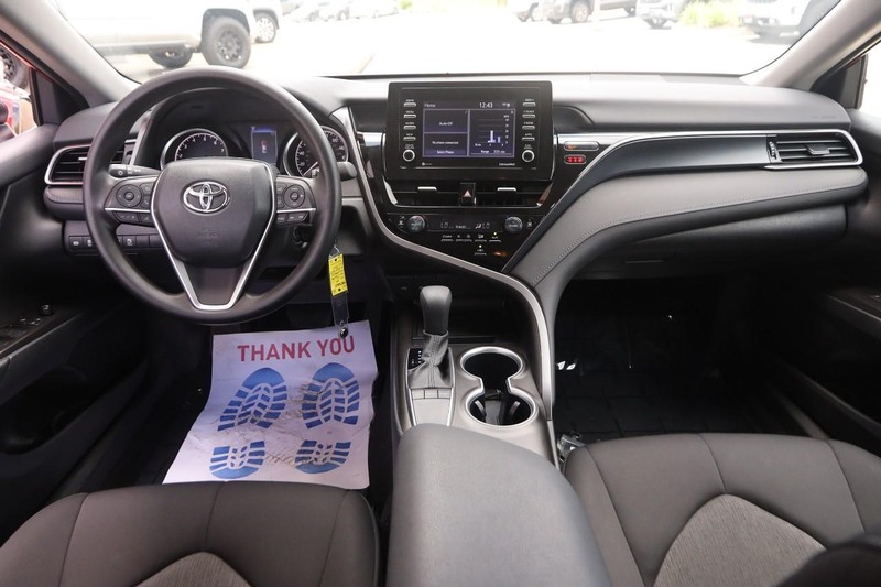 Toyota Camry Vehicle Image 20