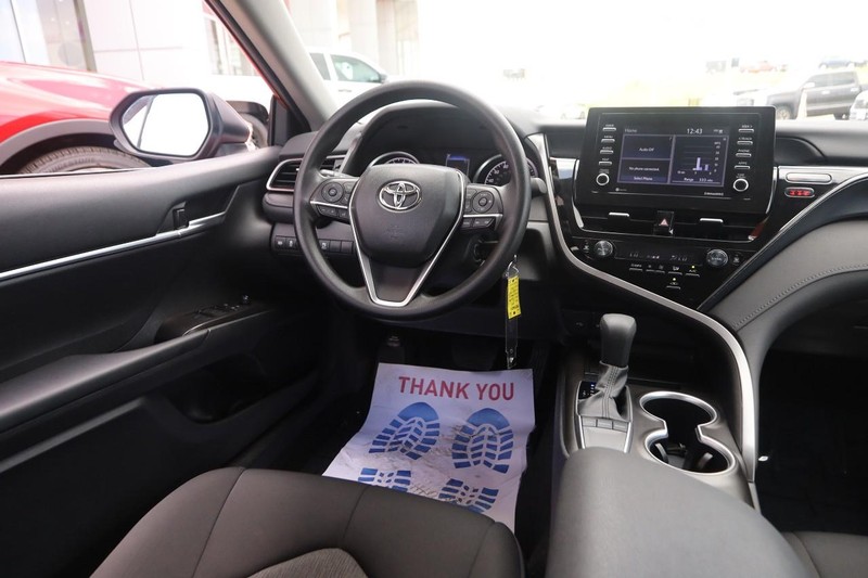 Toyota Camry Vehicle Image 21
