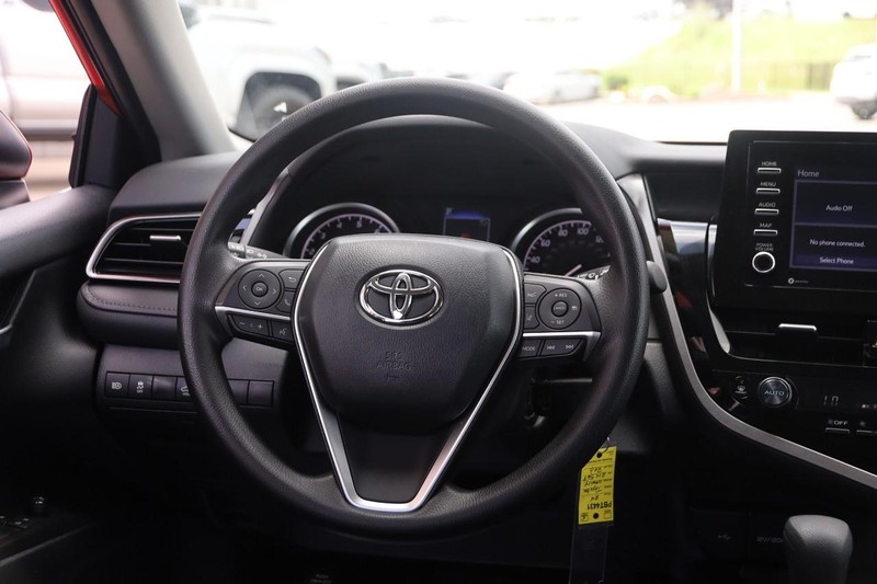 Toyota Camry Vehicle Image 22