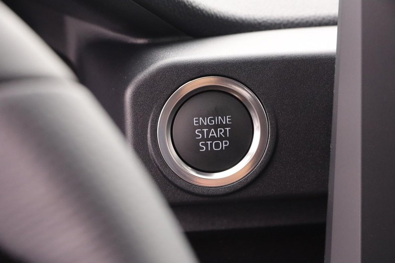 Toyota 8642 Vehicle Image 14