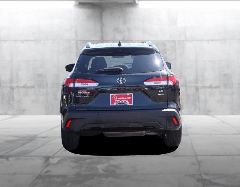 Toyota Corolla Cross Vehicle Image 06