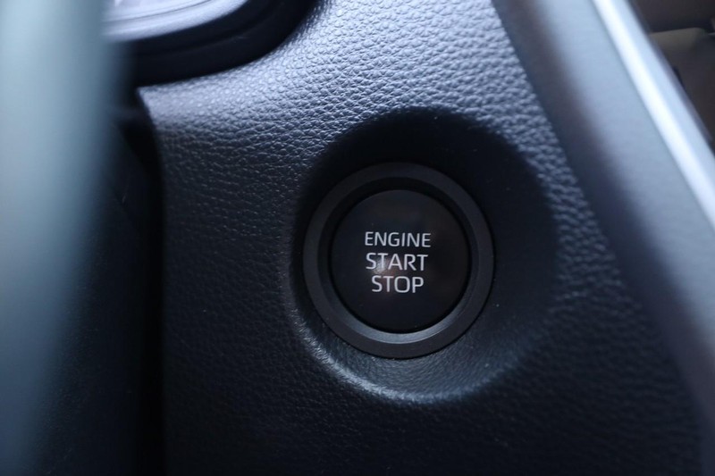 Toyota Corolla Cross Vehicle Image 14
