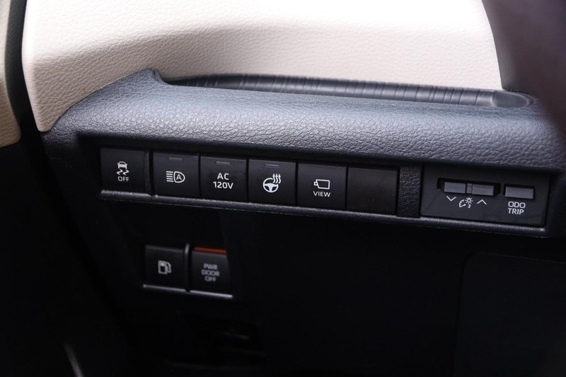Toyota Sienna Vehicle Image 21