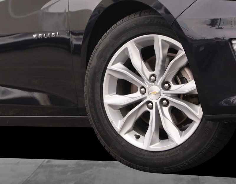 Chevrolet Malibu Vehicle Image 03