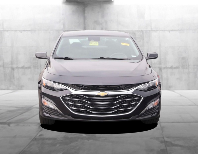 Chevrolet Malibu Vehicle Image 04