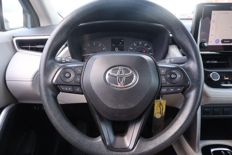 Toyota Corolla Cross Vehicle Image 10