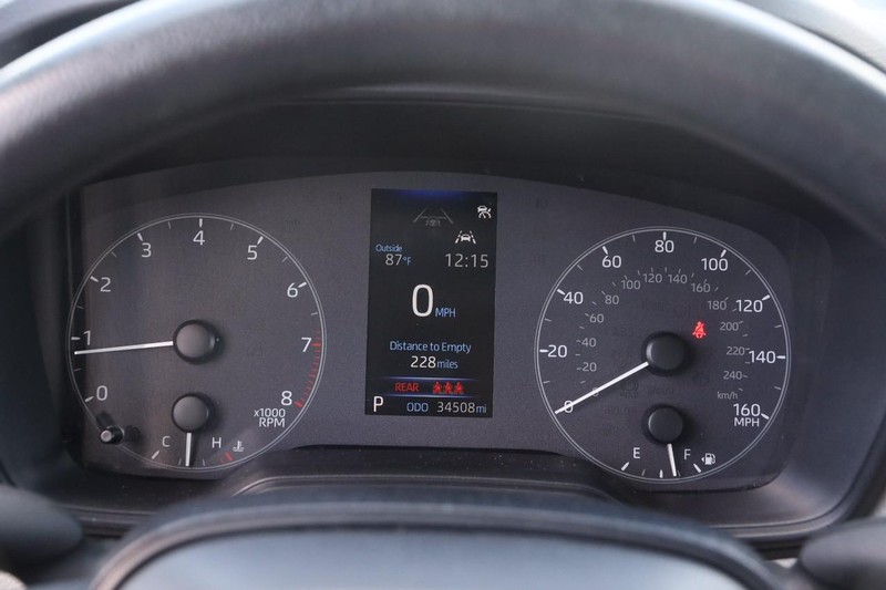 Toyota Corolla Cross Vehicle Image 13